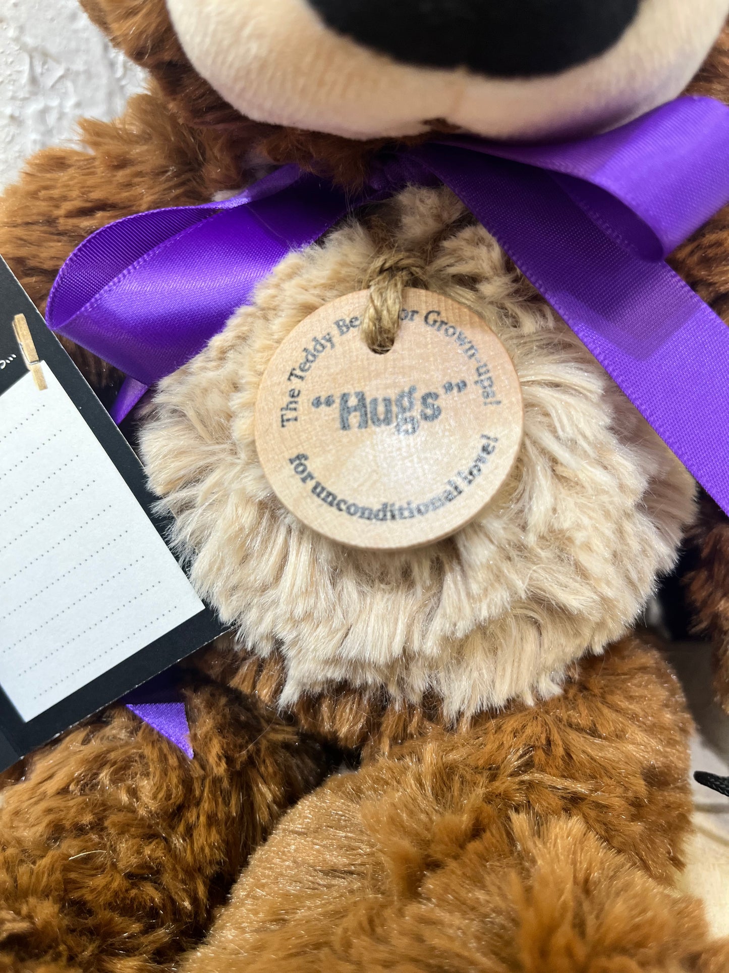 Medium HUGS Box